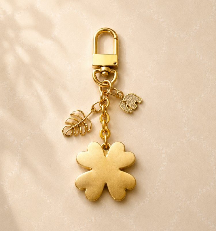 Kans Klaver – Klaver Muted gold charm